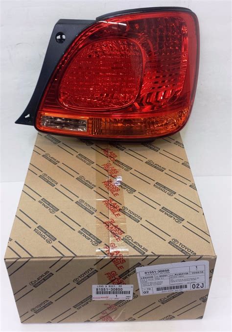 Lexus Oem Factory Passenger Side Rear Outer Tail Lamp Lens 2000 Gs400