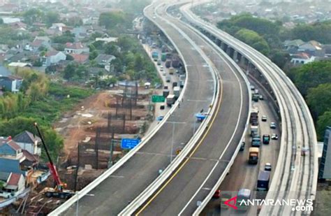 Larangan Mudik Berakhir Jalan Tol Layang Cikampek Dibuka Kembali