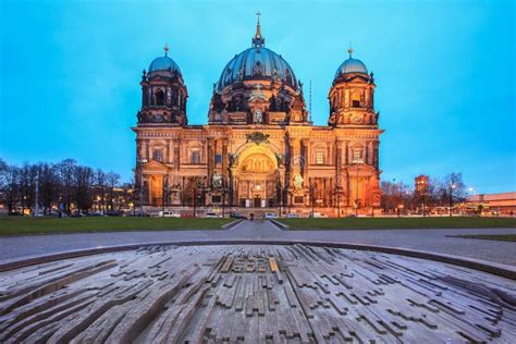 Berliner Dom at Night, Germany Editorial Photo - Image of cathedral ...