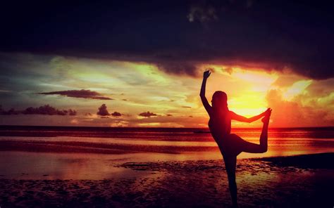 Download Yoga Pose With Sunset View Wallpaper