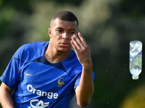 Kylian Mbappe Konfirmasi Situasinya Di PSG Tak Berniat Gabung Real