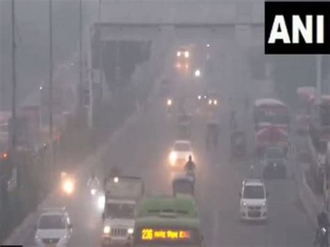 Layer Of Smog Engulfs National Capital Overall Aqi Drops To