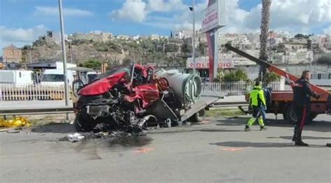 Scontro Sulla Statale Appia Un Morto Ed Un Ferito Telerama News