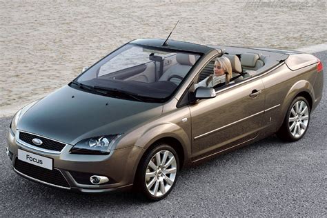 Ford Focus Convertible Coupe