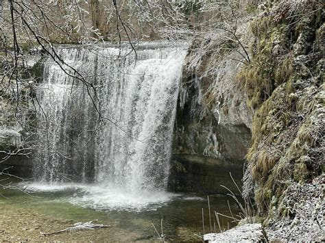 Les 3 plus belles randonnées à faire aux Cascades du Hérisson