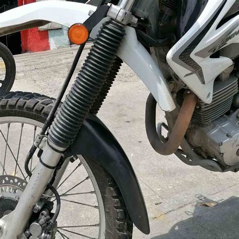 Guardabarro Inferior Protector Honda XR 150 FECORMOTOS