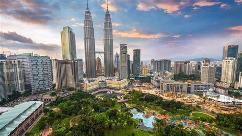 84 Cheap Flights from India to Malaysia in 2024/25 | momondo