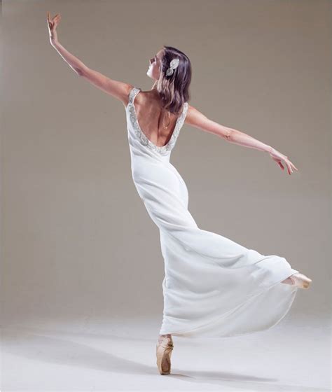 Sabina Motasem unveils ballerina inspired ‘En Pointe’ collection of ...