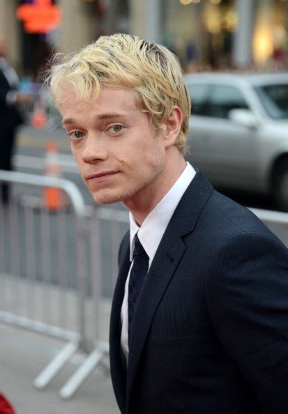 Alfie Allen Aka Theon Greyjoy Alfie Allen Game Of Thrones Theon