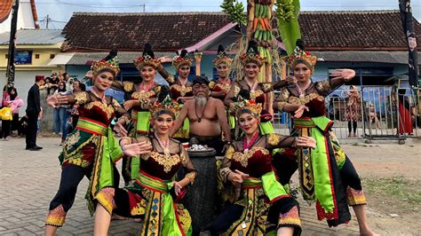 Tari Sanyang Titis Opening Adat Keboan Aliyan Sanggar Sayuwiwit