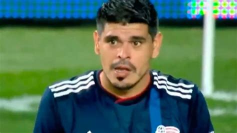 Al entrerriano Gustavo Bou le preguntaron si jugaría en Boca y su