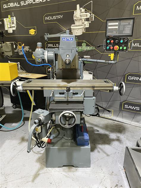 Vanguard Universal Milling Machine Chester Machine Tools