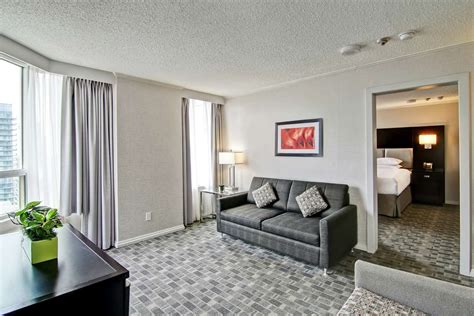 Doubletree By Hilton Hotel Downtown Toronto On See Discounts