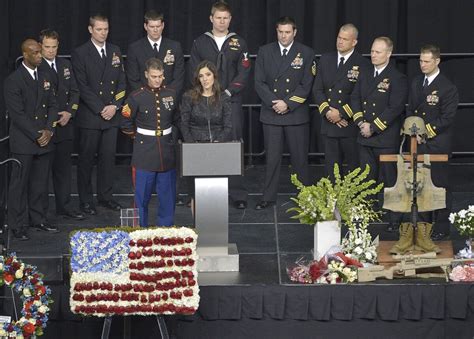 Photo Les obsèques en grande pompe du héros Chris Kyle au Cowboys