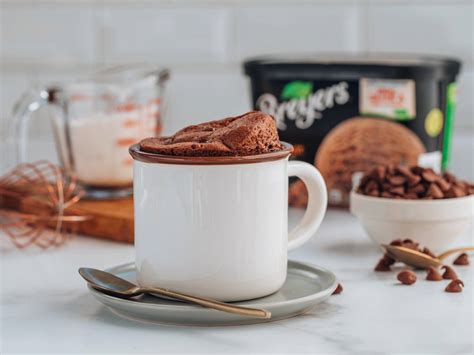 2 Ingredient Chocolate Mug Cake Recipe