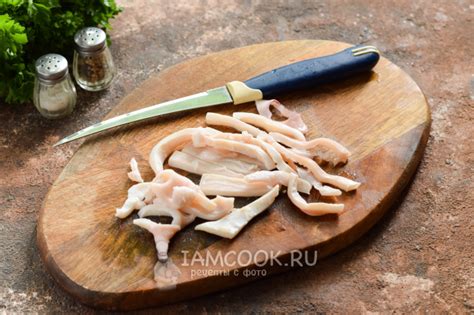 Фунчоза с кальмарами и грибами — рецепт с фото пошагово