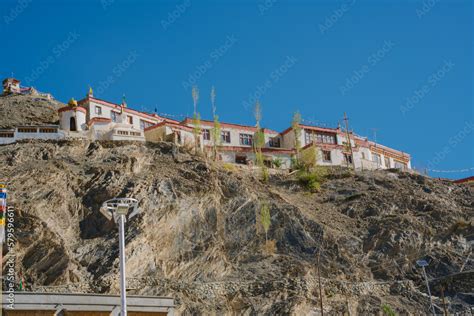 LEH LADAKH , INDIA - SEPTEMBER 27TH 2022: landscape and people at Leh ...