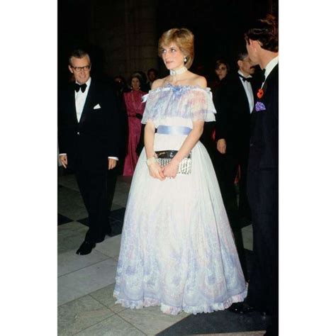 Princess Dianas Most Iconic Looks The Etimes Photogallery Page 19