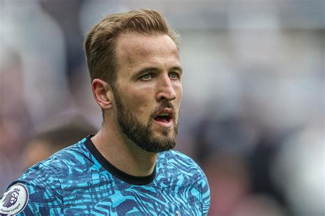 Foot Psg Harry Kane Sur Un Plateau Enfin Un Club Qui Aide Le Psg