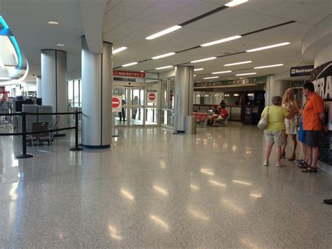 Buffalo Airport Waiting Area Buf Airport Cheektowaga Ny Airports