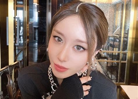 T-ara Jiyeon updates fans with new filming pictures