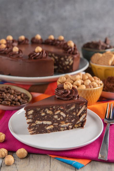 Torta salame di cioccolato al caffè Dolce facile e golosissimo