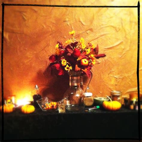 Samhain Altar – Amie Ravenson