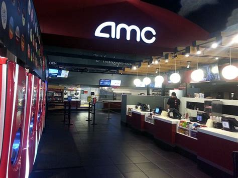 Good choice for a summer afternoon movie - Review of AMC Showplace Village Crossing 18, Skokie ...