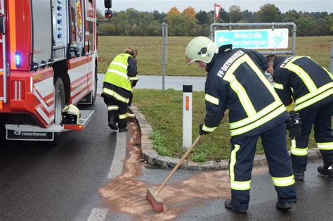 Kilometerlange Ölspur sorgt für Straßensperre Monatsrevue