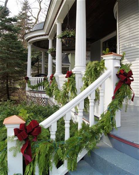 Totally Inspiring Christmas Porch Decoration Ideas Homedecorish