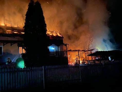 Foto Video Incendiu Violent La O Cas Din Localitatea M Rculeni