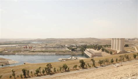 Isis Ramadi dam shut: Islamic State cuts water supplies to Iraqi government areas | IBTimes UK