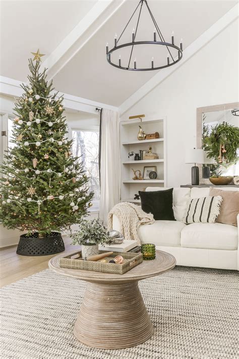 Modern Christmas Decor