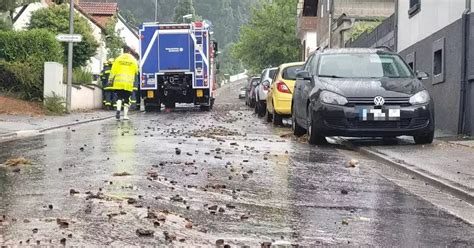 Feuerwehr Eins Tze Nach Heftigem Gewitter Im Saarpfalz Kreis Unwetter