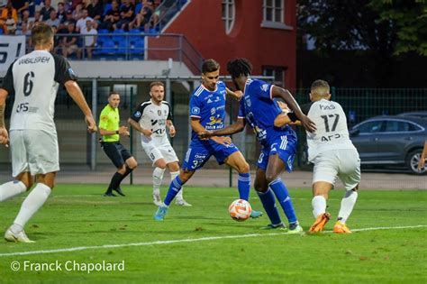 Football Red Star FCVB Hervé Della Maggiore Sadapter une fois