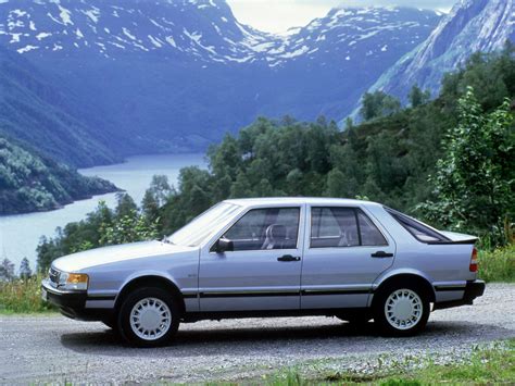 Saab 9000 Turbo 16 Vencedor Do Carro Do Ano 1986 Em Portugal