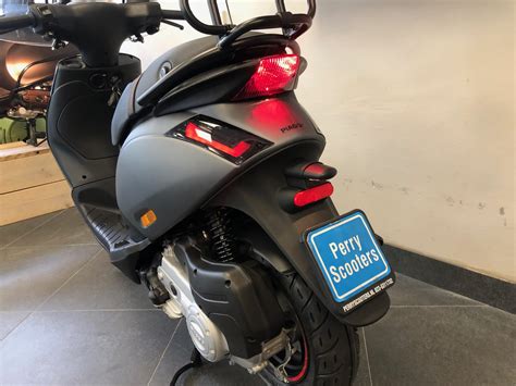 Piaggio Zip SP IGET 4T 3V Euro 5 Grigio Titanio Perry Scooters Haarlem