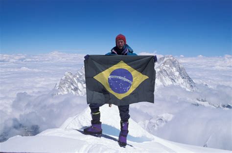 Um Brasileiro No Topo Do Mundo Go Outside