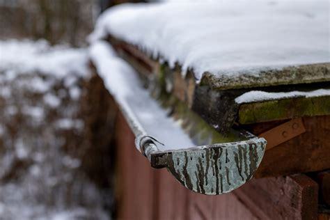 What Causes Leaky Gutters Premier Gutter Services