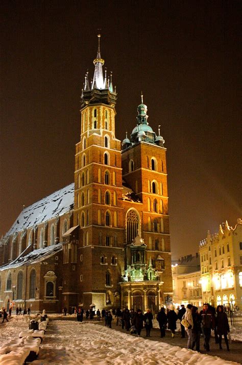 Kościół Mariacki 2007 11 Poland Krakow St Mary s Bas Flickr