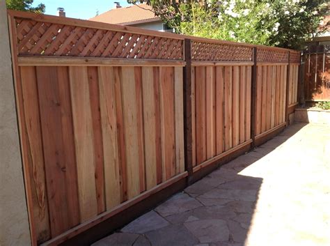 Redwood Fence With Privacy Lattice Redwood Fence Backyard Fences