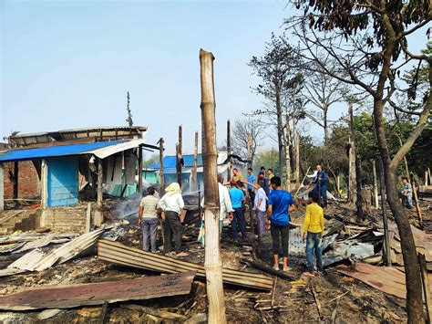 कोशीमा आगलागी५० लाख बढीको क्षति Ourkoshi