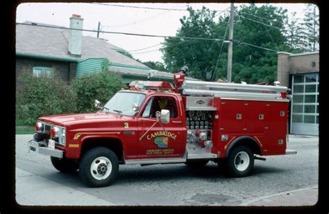 Photo Cambridge Ont Canada 1988 Gmc Hub Pumper Canadian Fire Truck