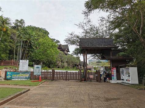 Melaka Sultanate Palace Museum Muzium Istana Kesultanan Melaka