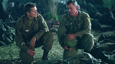 Mel Gibson Stars In One Of The Best War Movies And It's Free To Watch ...