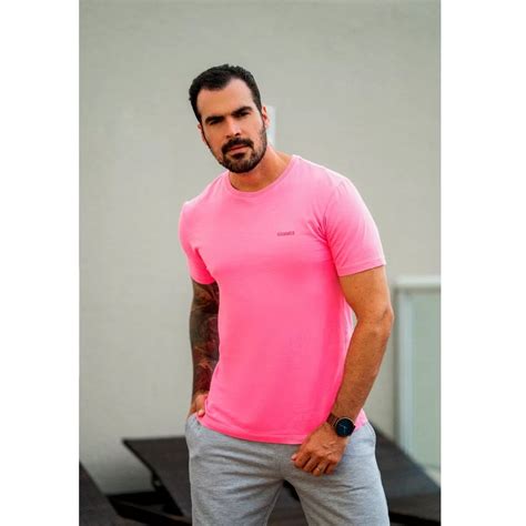 Detalhe 30 Imagem Camiseta Masculina Rosa Br Thptnganamst Edu Vn