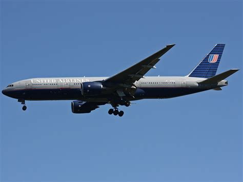 N771UA United Airlines Boeing 777 222 IAD John Boulin Flickr