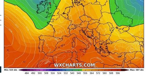 Uk Weather Forecast Heavy Rain And Wind With Temperatures Dropping By