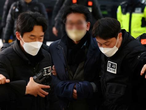 “경찰에 8쪽짜리 변명문 제출했다”‘이재명 기습 피의자 구속심사 출석 이투데이