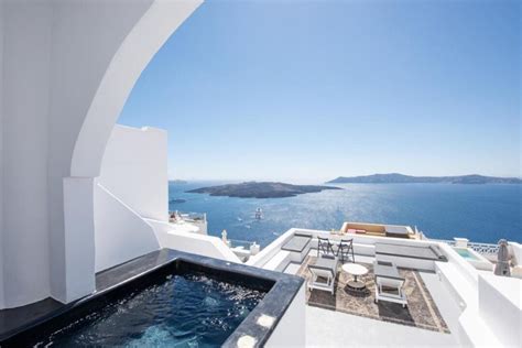 Best Hotels In Fira Santorini For Amazing Caldera Views